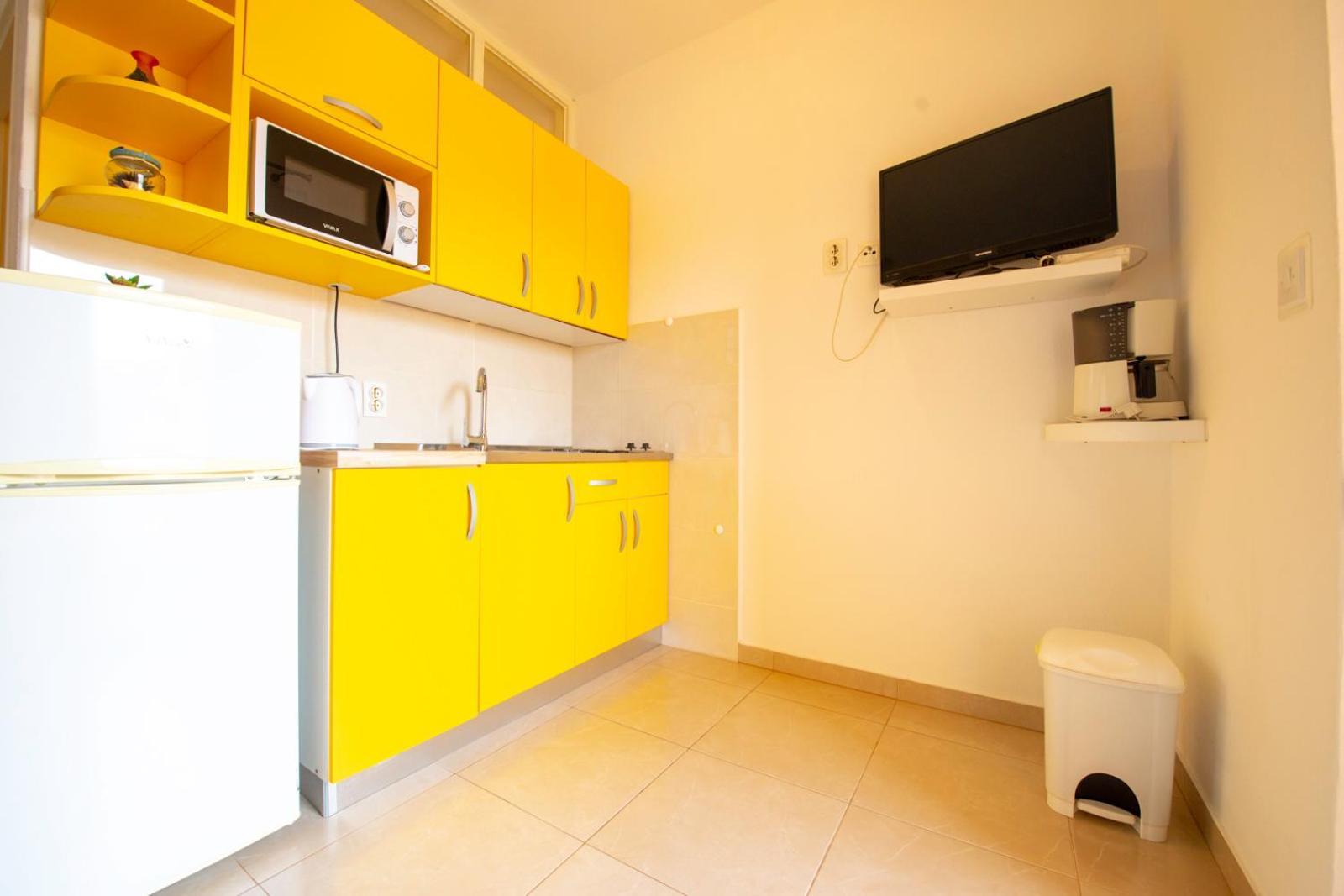 Apartments Cvito ノヴァリャ 部屋 写真